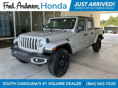 Used 2023 Jeep Gladiator Overland