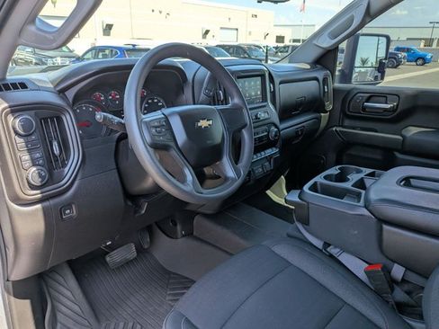 Used 2024 Chevrolet Silverado 2500 Custom w/ Custom Value Package AWD/4WD image 9