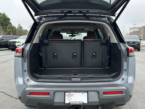 New 2026 Nissan Pathfinder Platinum image 13