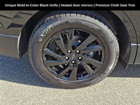 Used 2023 Chevrolet Equinox LS w/ Midnight Edition AWD/4WD image 14