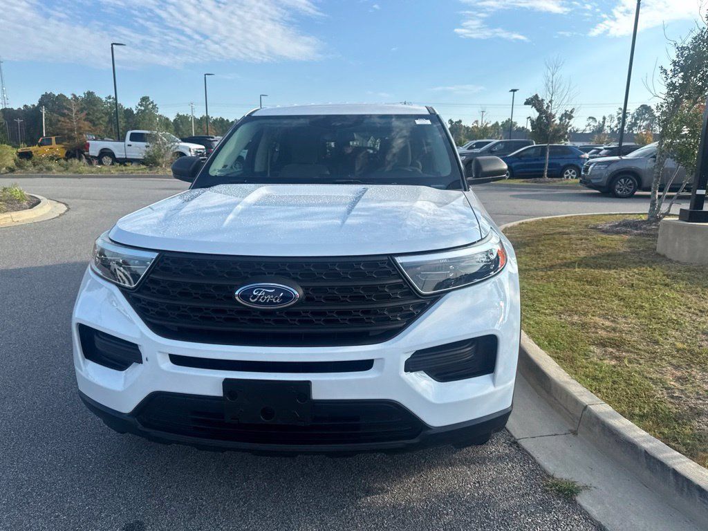 Used 2021 Ford Explorer 4WD image 2