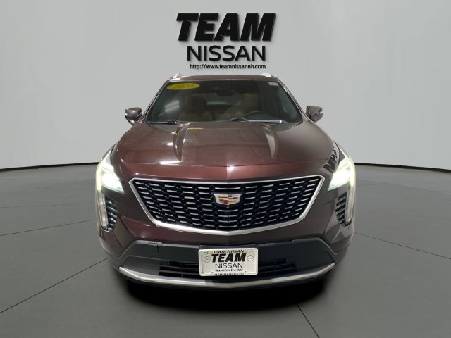 Used 2020 Cadillac XT4 Premium Luxury w/ Enhanced Visibility Package AWD/4WD image 2