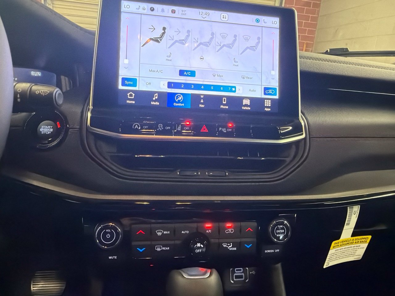 New 2026 Jeep Compass Trailhawk w/ Sun, Sound & Navigation Group AWD/4WD image 22