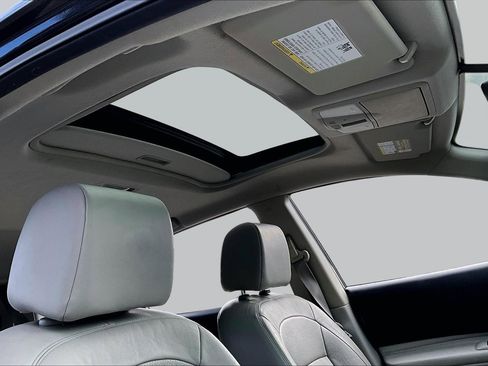 Used 2013 Nissan Rogue SL image 24