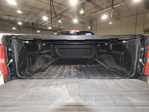 Used 2015 GMC Sierra 2500 SLT w/ Duramax Plus Package AWD/4WD image 15