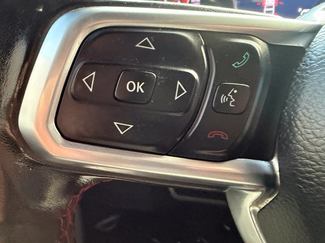 Used 2019 Jeep Wrangler Unlimited Rubicon w/ Dual Top Group AWD/4WD image 18