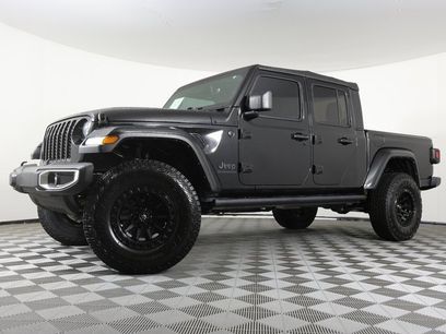 Used 2021 Jeep Gladiator Sport
