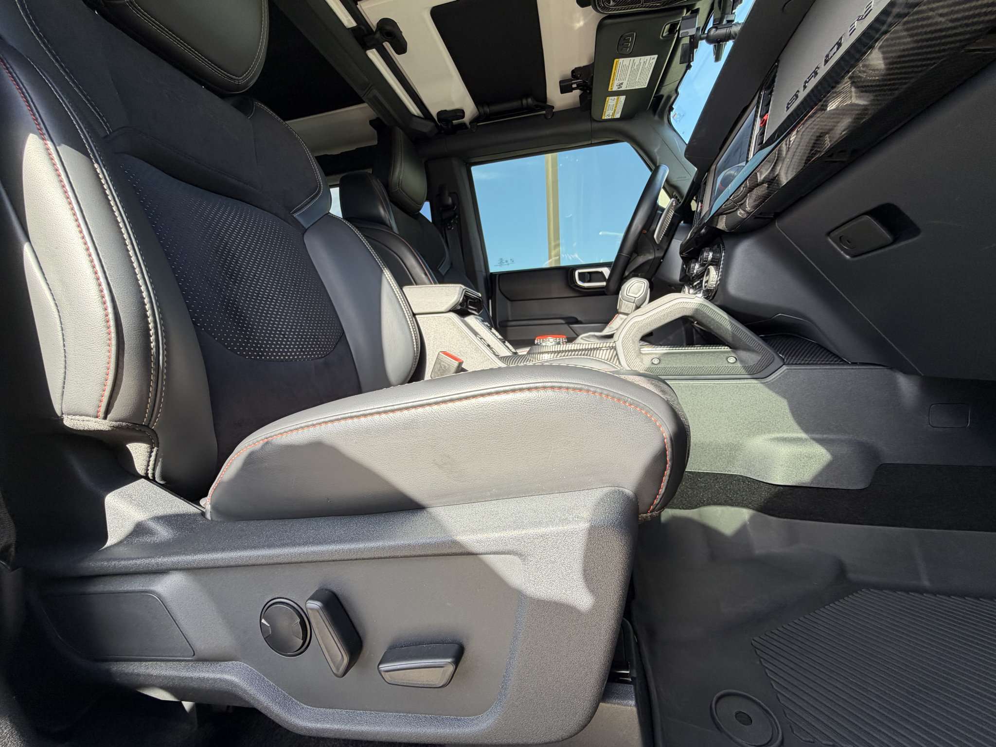 Used 2024 Ford Bronco Raptor AWD/4WD image 23