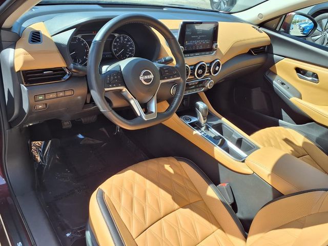 Used 2025 Nissan Sentra SV w/ SV Premium Package FWD image 4