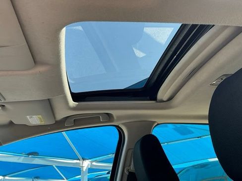 Used 2016 Honda Fit EX image 10