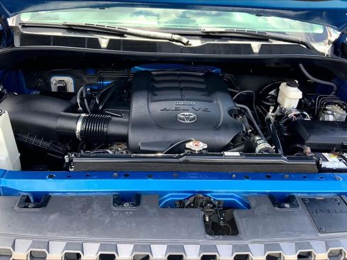 Used 2018 Toyota Tundra SR5 w/ SR5 Upgrade Package RWD image 31