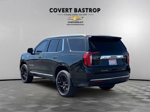 Used 2022 GMC Yukon SLT w/ SLT Luxury Package image 5