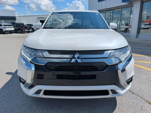 Used 2019 Mitsubishi Outlander SEL AWD/4WD image 2