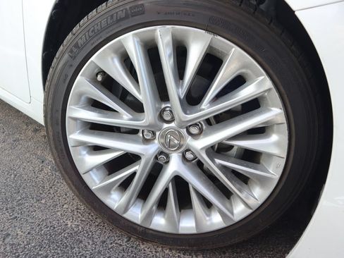 Used 2016 Lexus ES 350 w/ Navigation System Package FWD image 14