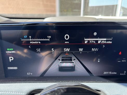 Used 2023 Nissan Ariya image 22