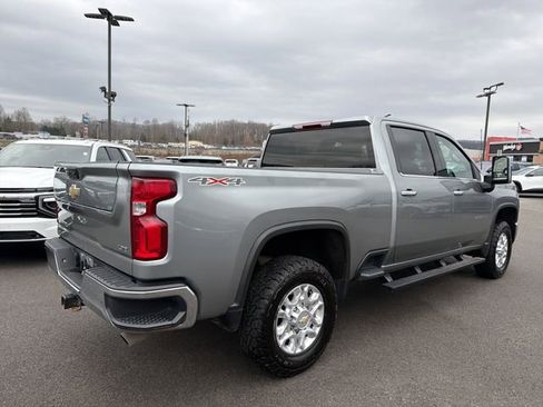 Used 2024 Chevrolet Silverado 2500 LTZ w/ LTZ Convenience Package AWD/4WD image 6
