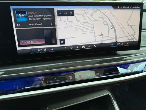 Certified 2026 BMW 750e xDrive AWD/4WD image 20