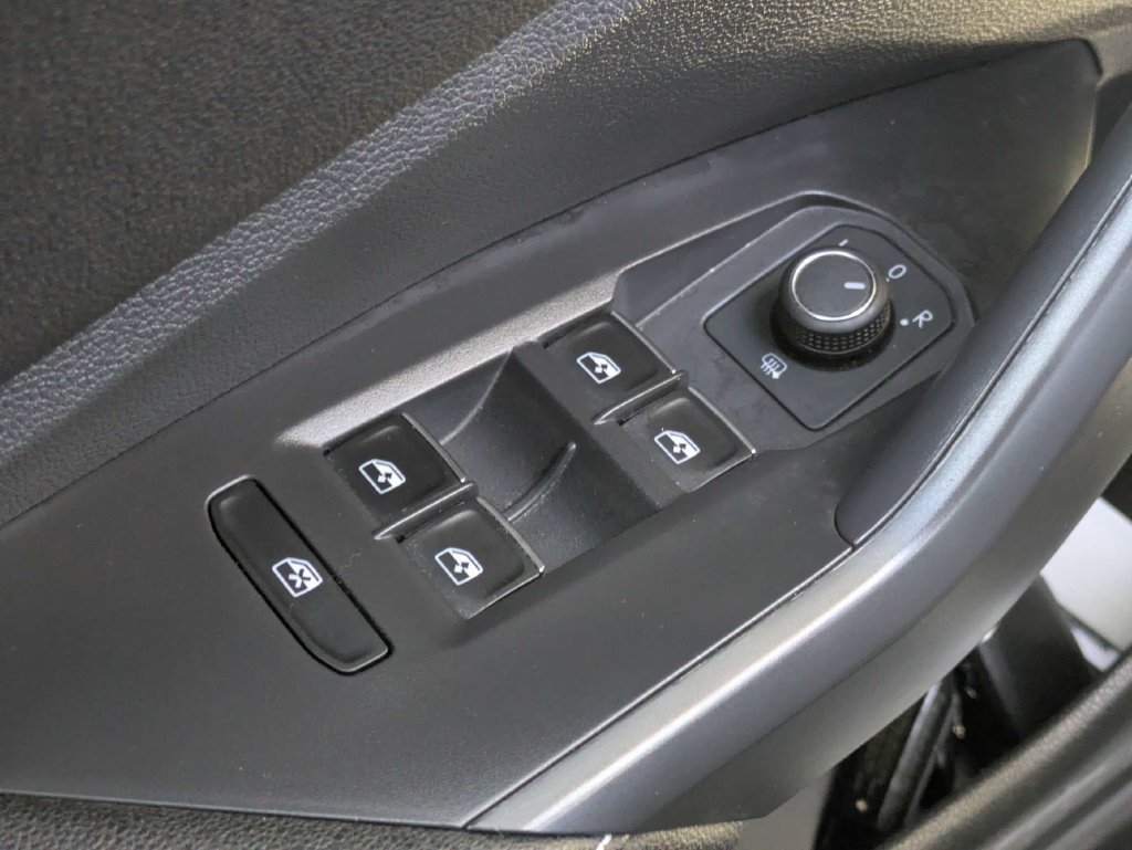 Used 2024 Volkswagen Jetta Sport FWD image 20