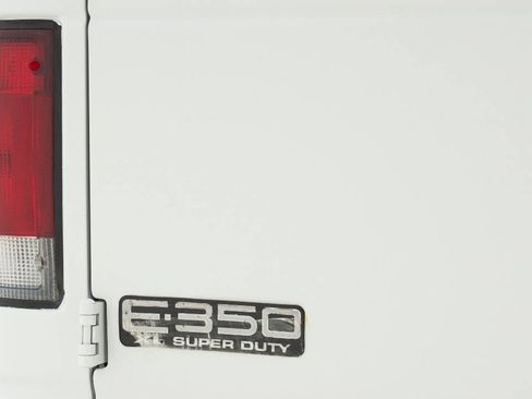 Used 2001 Ford E-350 and Econoline 350 XLT image 21