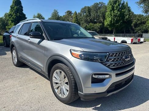 Used 2022 Ford Explorer Limited w/ Hybrid Equipment Group 310A AWD/4WD image 3