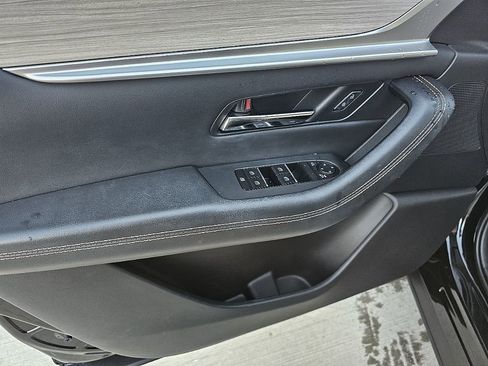 Certified 2025 MAZDA CX-70 Plug-In Hybrid w/ Premium Pkg image 13