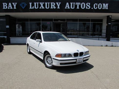 Used 2000 BMW 528i Sedan RWD image 1