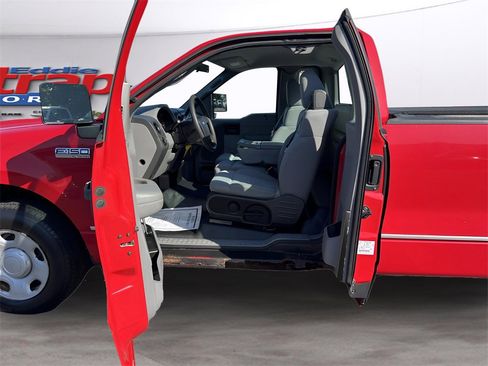 Used 2004 Ford F150 2WD Regular Cab image 9