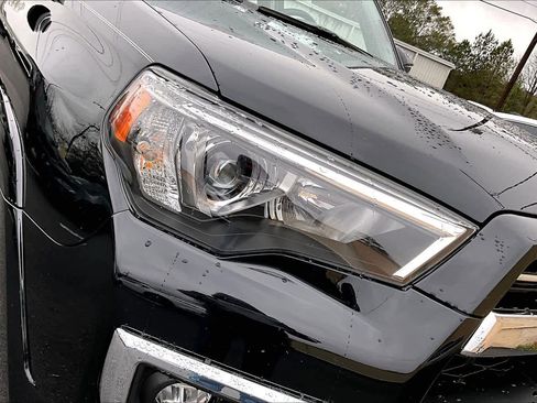 Certified 2022 Toyota 4Runner Limited image 26