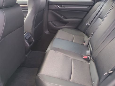 Used 2021 Honda Accord Sport image 19