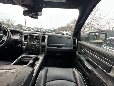 Used 2017 RAM 1500 Limited image 31