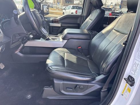 Used 2019 Ford F150 Lariat image 22
