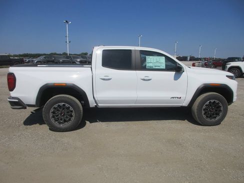 New 2026 GMC Canyon AT4 w/ Technology Plus Package AWD/4WD image 3