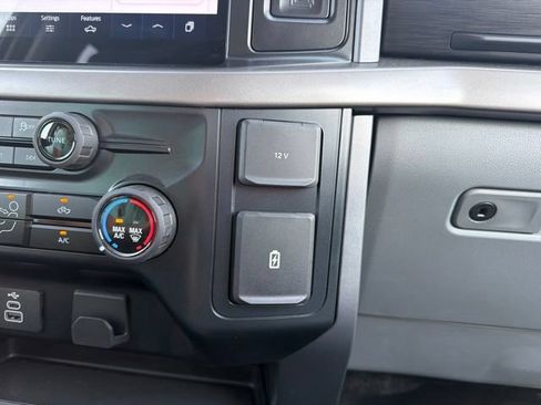 Certified 2025 Ford F150 XLT AWD/4WD image 32