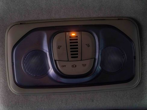 Used 2023 RAM ProMaster 2500 FWD image 24