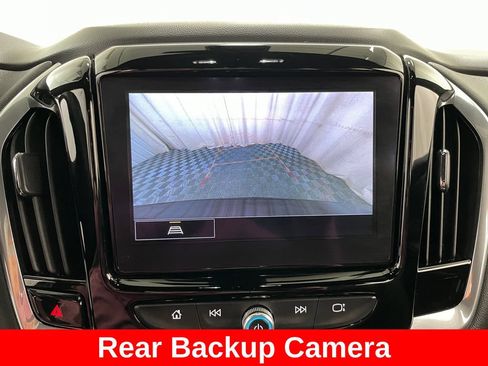 Certified 2023 Chevrolet Traverse LT w/ LPO, Floor Liner Package AWD/4WD image 3