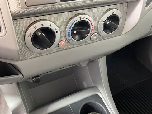 Used 2010 Toyota Tacoma 4x4 Double Cab image 8