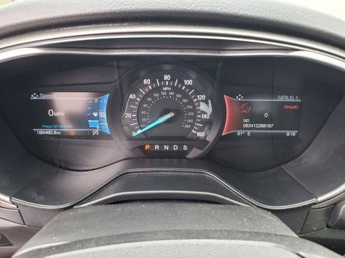 Used 2019 Ford Fusion SE w/ Equipment Group 151A FWD image 9