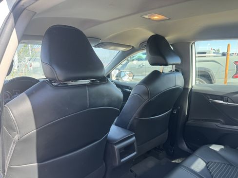Used 2021 Toyota Camry SE FWD image 23