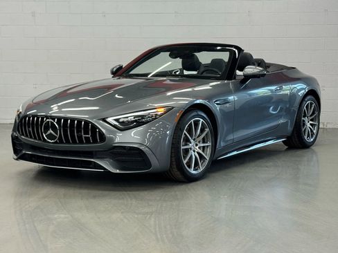 Used 2023 Mercedes-Benz SL 43 AMG w/ Driver Assistance Package image 3