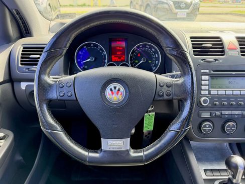 Used 2008 Volkswagen R32 AWD/4WD image 24