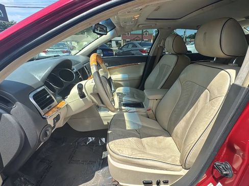 Used 2011 Lincoln MKZ AWD w/ 102A Rapid Spec Order Code image 12