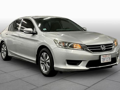 Used 2013 Honda Accord LX image 2