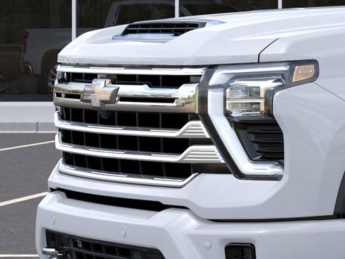 New 2026 Chevrolet Silverado 3500 High Country w/ High Country Premium Package AWD/4WD image 13