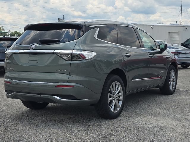 Used 2023 Buick Enclave Avenir w/ Avenir Technology Package FWD image 5