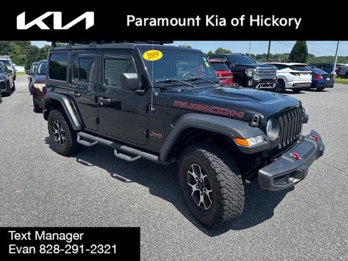 Used 2019 Jeep Wrangler Unlimited Rubicon w/ Cold Weather Group AWD/4WD image 3