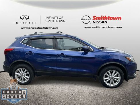 Used 2019 Nissan Rogue Sport SV w/ Technology Package AWD/4WD image 7