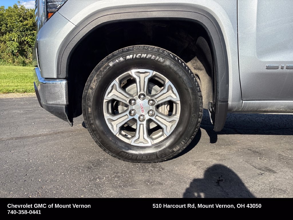 Used 2025 GMC Sierra 1500 SLT AWD/4WD image 25