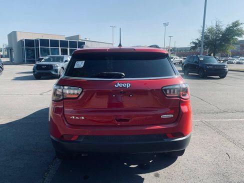 Used 2023 Jeep Compass Latitude AWD/4WD image 6