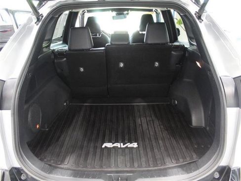 Used 2021 Toyota RAV4 XSE image 57
