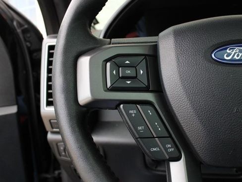 Used 2018 Ford F150 Lariat w/ Equipment Group 502A Luxury image 13